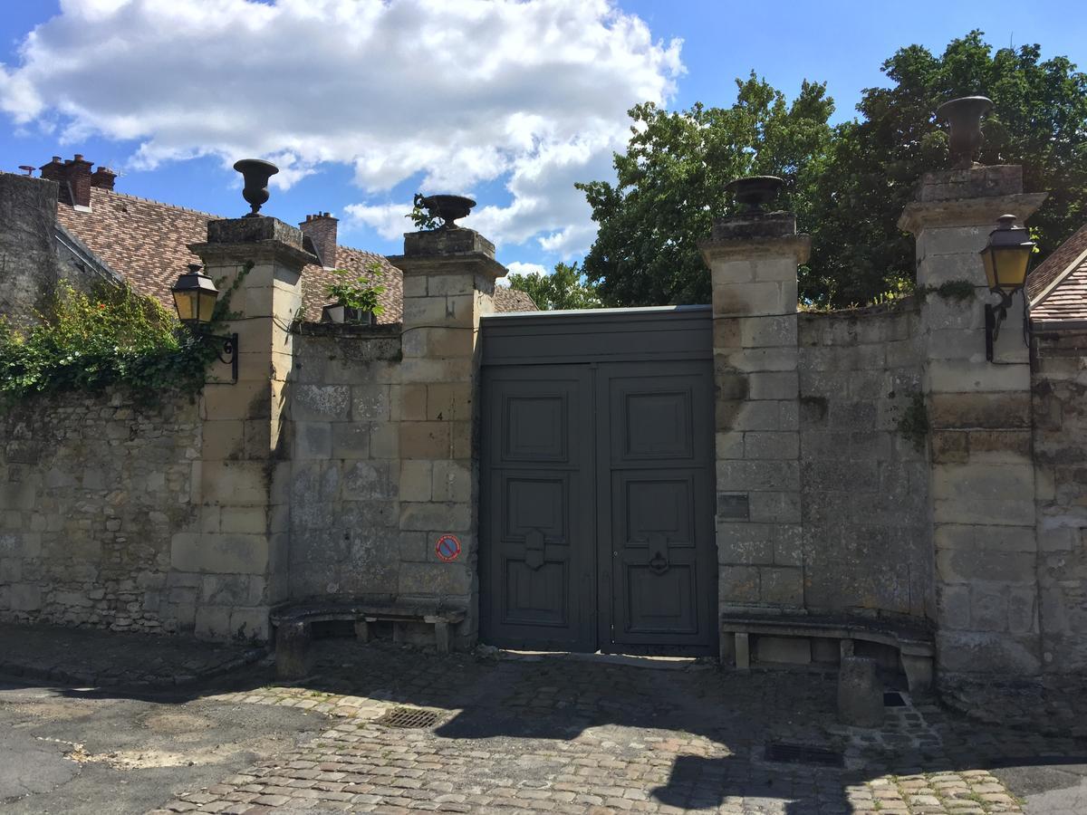 Chambres D'Hotes De Parseval Санлис Екстериор снимка